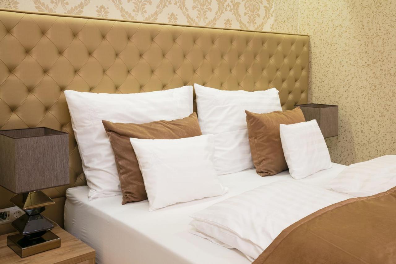 Foter Rezidencia 2 Aparthotel Дьор Екстериор снимка